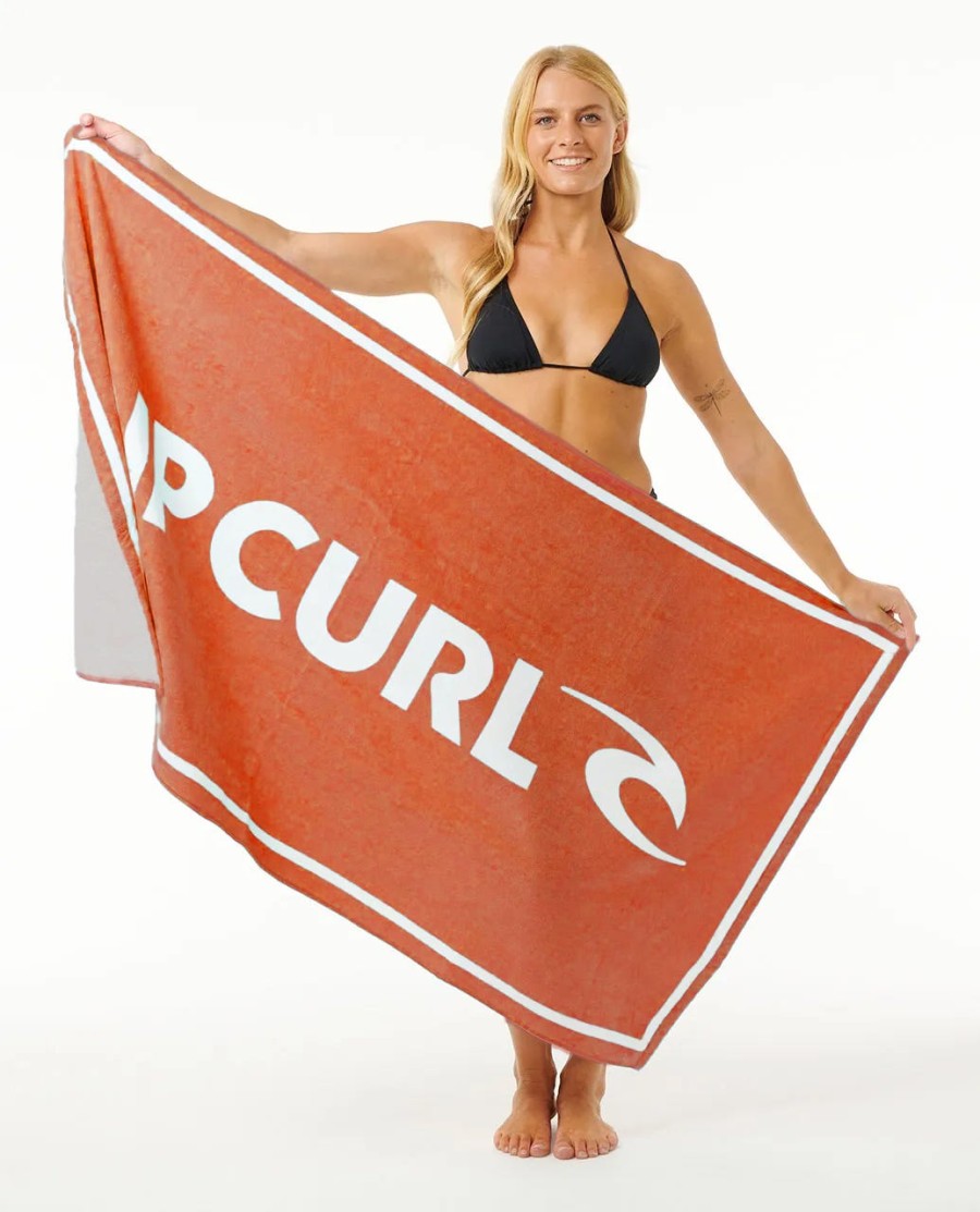 ręcznik z logo marki