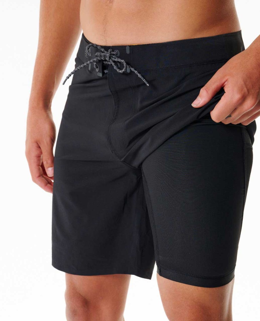 mirage activate compression liner ultimate 19 boardshort