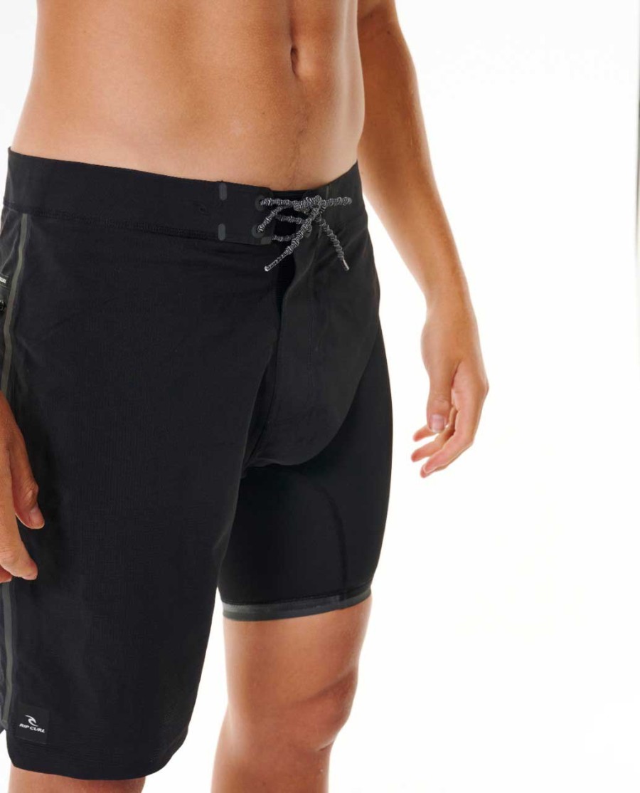mirage activate compression liner ultimate 19 boardshort