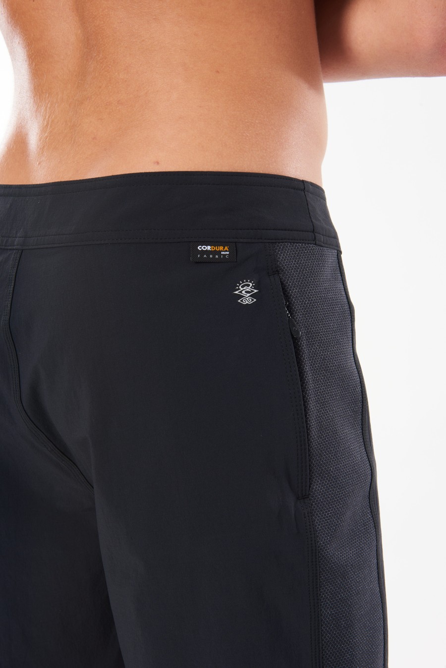 mirage 3-2-one ultimate 19 boardshort