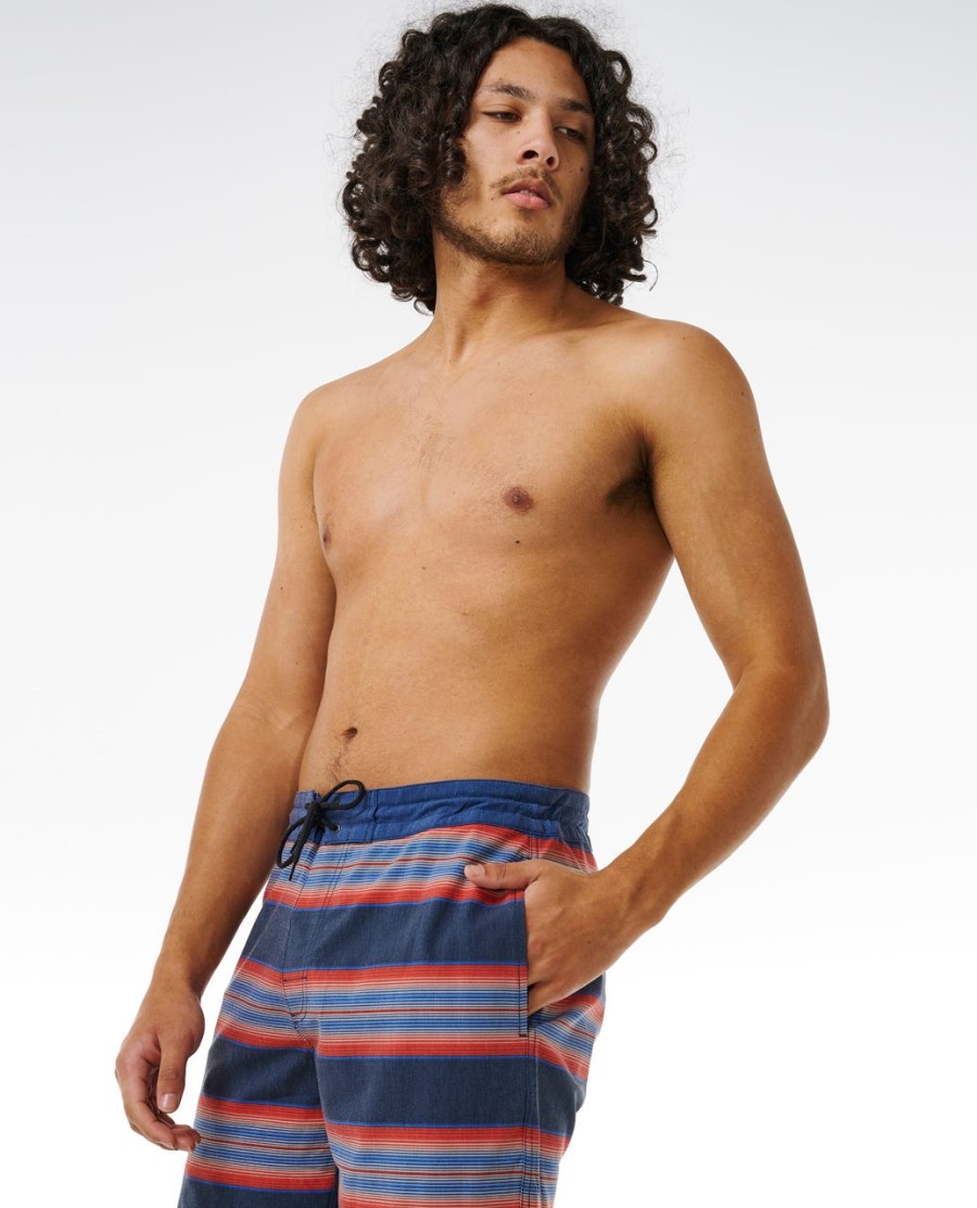 line up 18 layday boardshort