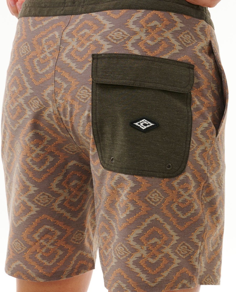 distorted gem 19 layday boardshort