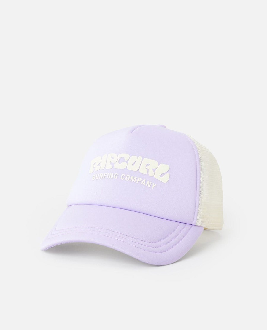 czapka typu trucker z daszkiem typu surf