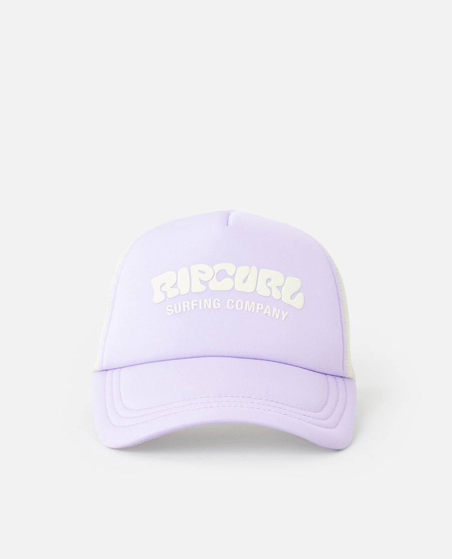czapka typu trucker z daszkiem typu surf