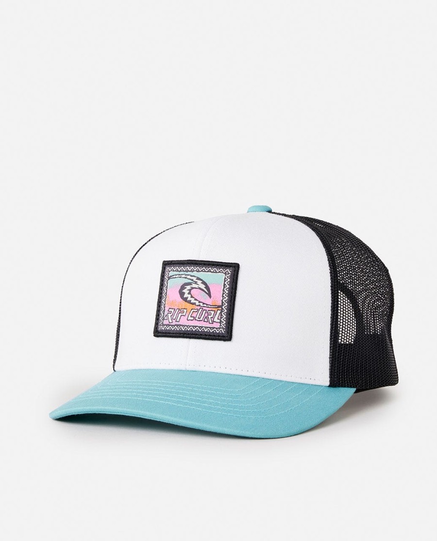 custom curve trucker